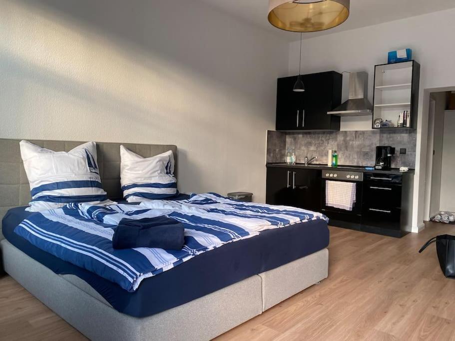 Innenstadt Refugium In Ruhiger Wasserlage+Balkon Leipzig Luaran gambar