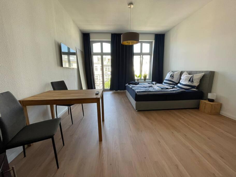 Innenstadt Refugium In Ruhiger Wasserlage+Balkon Leipzig Luaran gambar